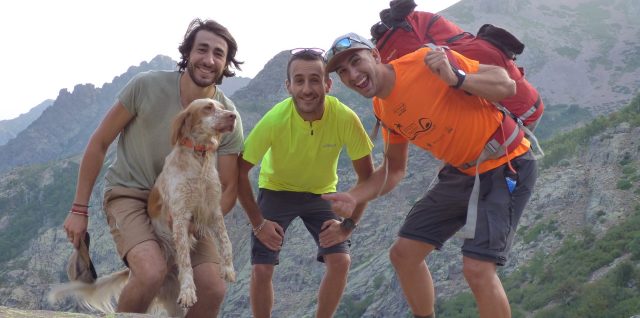 gr20-avec-un-chien-flo